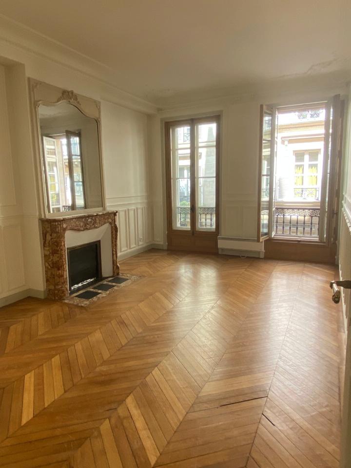 Bureau Paris 39m² Location bureau Paris OLBUR2534235 2